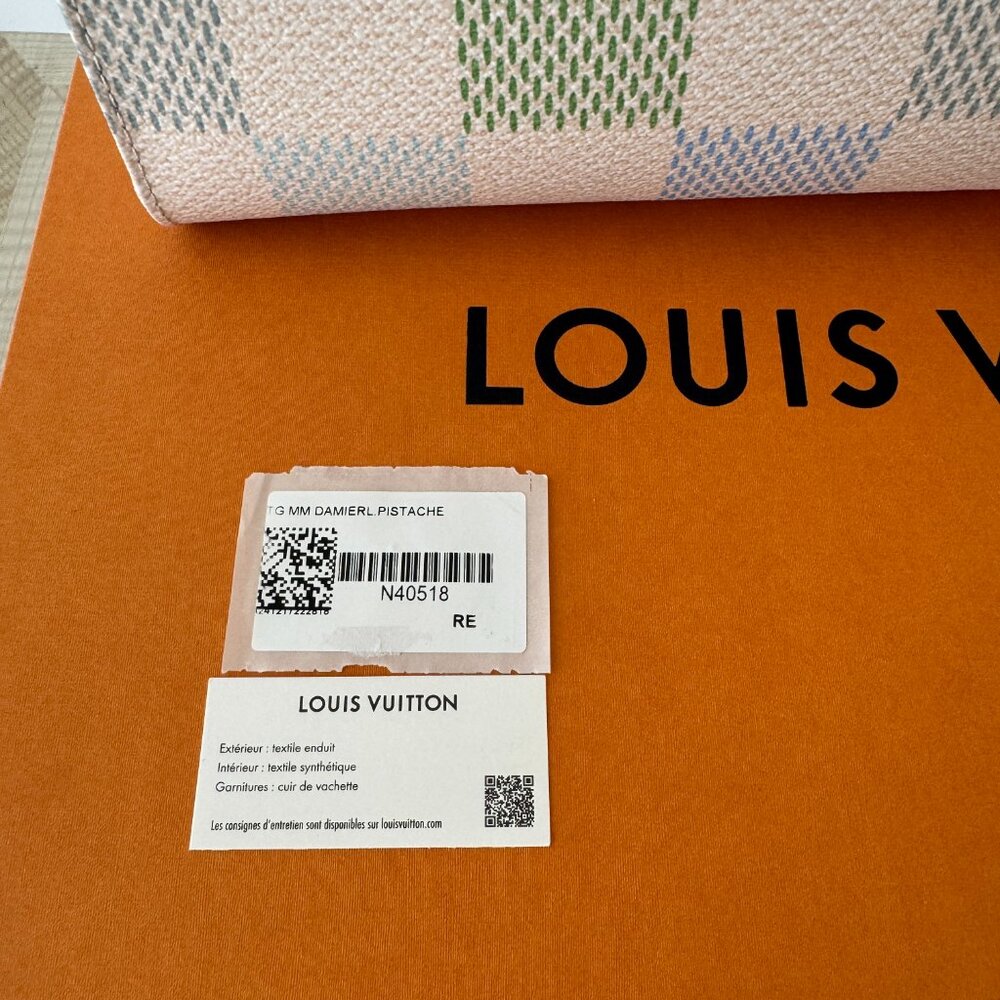 LOUIS VUITTON OnTheGo MM Damier Canvas in Pistache *NEW* - Picture 11 of 12